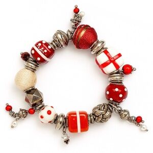 Red and White Beaded Christmas Charm Bracelet